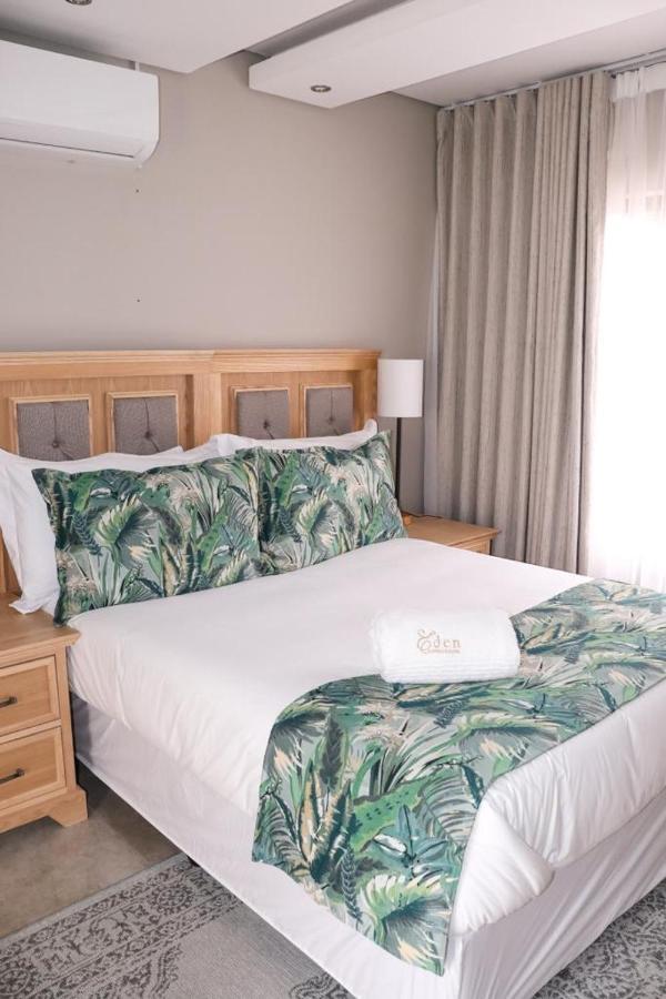 Eden Boutique Hotel ค็อกสตาด ภายนอก รูปภาพ