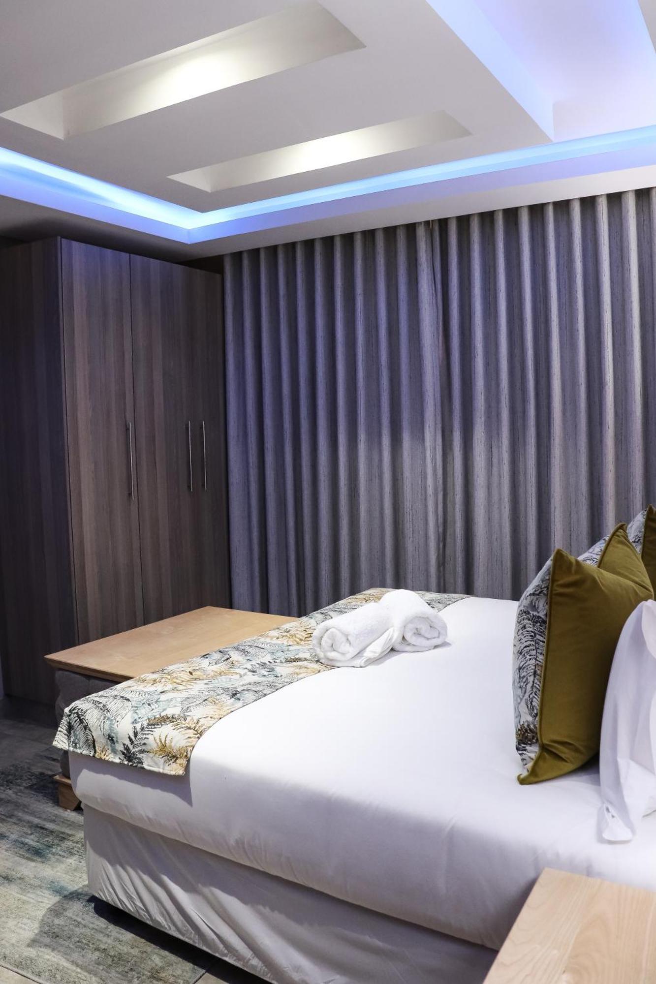 Eden Boutique Hotel ค็อกสตาด ภายนอก รูปภาพ